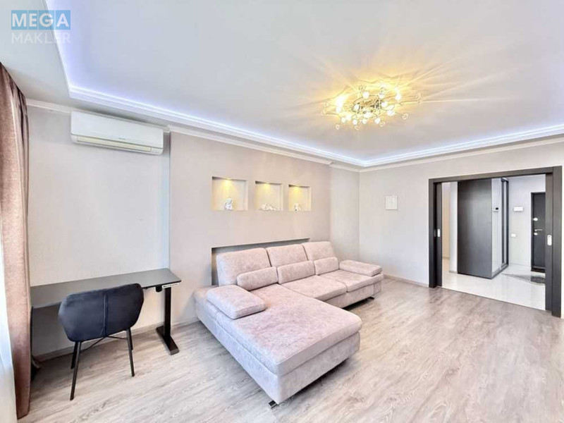 Продаж 2 кімнатної квартири (87,9/37,5/15,5), 16 пов. 25 пов. будинку, <a class="location-link" href="/kiev/" title="Недвижимость Київ">Київ</a>, <a class="location-link" href="/kiev/solomenskij/" title="Недвижимость Солом'янський район">Солом'янський р-н</a>, Лобановского просп., 4г (изображение 5)