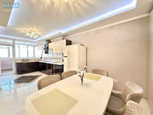 Продаж 2 кімнатної квартири (87,9/37,5/15,5), 16 пов. 25 пов. будинку, <a class="location-link" href="/kiev/" title="Недвижимость Київ">Київ</a>, <a class="location-link" href="/kiev/solomenskij/" title="Недвижимость Солом'янський район">Солом'янський р-н</a>, Лобановского просп., 4г (изображение 11)