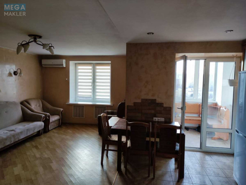 Оренда 1 кімнатної квартири, <a class="location-link" href="/kiev/" title="Недвижимость Київ">Київ</a>, <a class="location-link" href="/kiev/solomenskij/" title="Недвижимость Солом'янський район">Солом'янський р-н</a>, Петра Радченко ул., 8 (изображение 2)