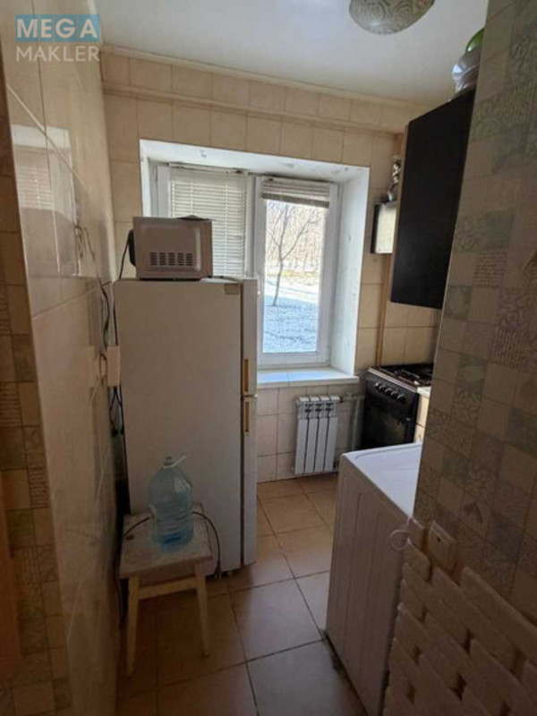 Продаж 1 кімнатної квартири (24/10,3/5), 1 пов. 9 пов. будинку, <a class="location-link" href="/kiev/" title="Недвижимость Київ">Київ</a>, <a class="location-link" href="/kiev/svyatoshinskij/" title="Недвижимость Святошинський район">Святошинський р-н</a>, Леся Курбаса просп. (изображение 2)