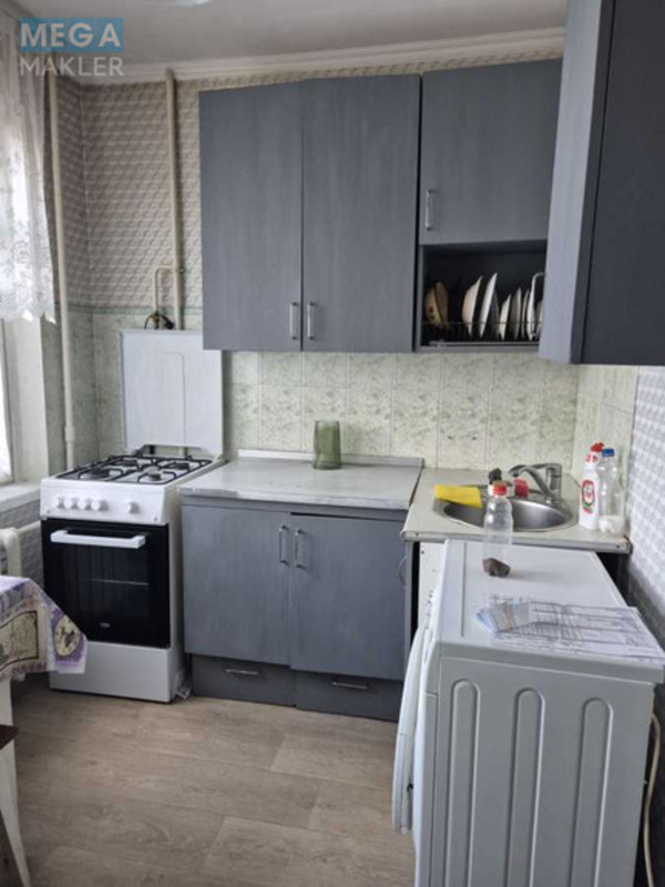 Оренда 3 кімнатної квартири, <a class="location-link" href="/kiev/" title="Недвижимость Київ">Київ</a>, <a class="location-link" href="/kiev/svyatoshinskij/" title="Недвижимость Святошинський район">Святошинський р-н</a>, Генерала Наумова вул., 31а (изображение 10)