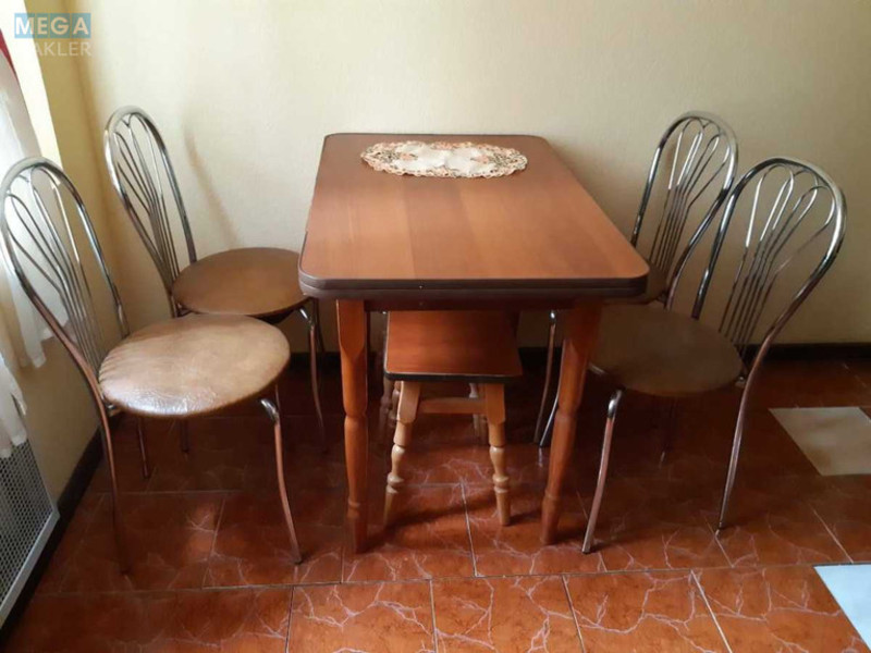 Продаж 3 кімнатної квартири (82/57/7), 3 пов. 4 пов. будинку, <a class="location-link" href="/kiev/" title="Недвижимость Київ">Київ</a>, <a class="location-link" href="/kiev/pecherskij/" title="Недвижимость Печерський район">Печерський р-н</a>, Велика Васильківська вул., 79 (изображение 18)