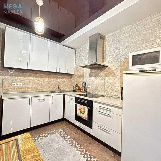 Оренда 3 кімнатної квартири, <a class="location-link" href="/kiev/" title="Недвижимость Київ">Київ</a>, <a class="location-link" href="/kiev/solomenskij/" title="Недвижимость Солом'янський район">Солом'янський р-н</a>, Гарматна вул., 38а (изображение 2)