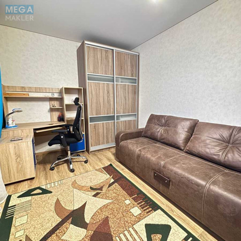 Оренда 3 кімнатної квартири, <a class="location-link" href="/kiev/" title="Недвижимость Київ">Київ</a>, <a class="location-link" href="/kiev/solomenskij/" title="Недвижимость Солом'янський район">Солом'янський р-н</a>, Гарматна вул., 38а (изображение 4)