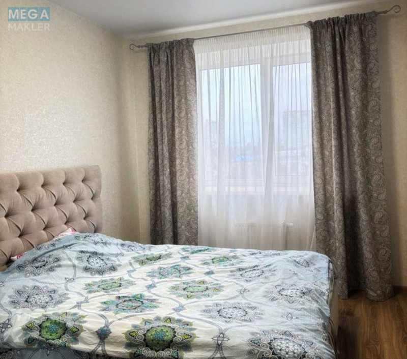 Оренда 3 кімнатної квартири, <a class="location-link" href="/kiev/" title="Недвижимость Київ">Київ</a>, <a class="location-link" href="/kiev/solomenskij/" title="Недвижимость Солом'янський район">Солом'янський р-н</a>, Гарматна вул., 38а (изображение 7)