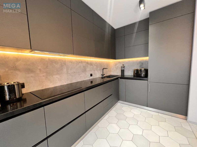 Оренда 3 кімнатної квартири, <a class="location-link" href="/kiev/" title="Недвижимость Київ">Київ</a>, <a class="location-link" href="/kiev/pecherskij/" title="Недвижимость Печерський район">Печерський р-н</a>, Предславинская ул., 53 (изображение 2)