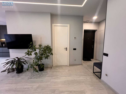 Оренда 3 кімнатної квартири, <a class="location-link" href="/kiev/" title="Недвижимость Київ">Київ</a>, <a class="location-link" href="/kiev/pecherskij/" title="Недвижимость Печерський район">Печерський р-н</a>, Предславинская ул., 53 (изображение 20)