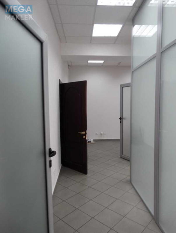 Оренда окремої будівлі/побудови, 90&nbsp;кв.м, <a class="location-link" href="/kiev/" title="Недвижимость Київ">Київ</a>, <a class="location-link" href="/kiev/podolskij/" title="Недвижимость Подільський район">Подільський р-н</a>, Турівська вул. (изображение 9)