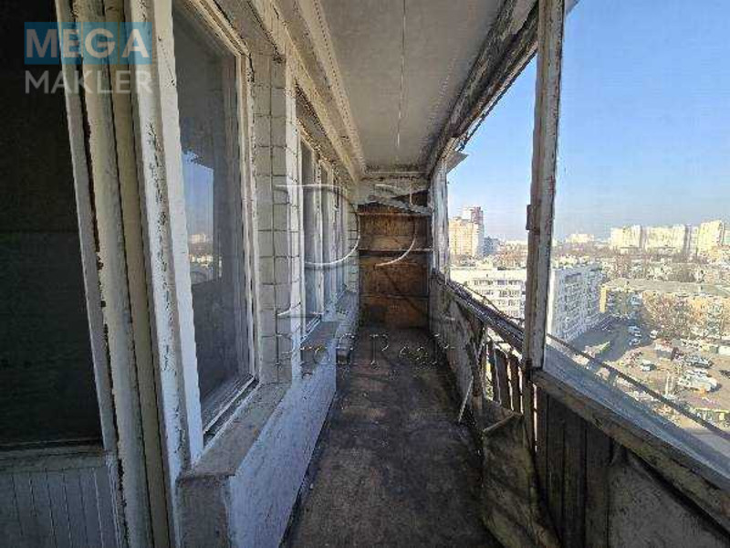 Продаж 1 кімнатної квартири (33/17/8), 13 пов. 14 пов. будинку, <a class="location-link" href="/kiev/" title="Недвижимость Київ">Київ</a>, <a class="location-link" href="/kiev/solomenskij/" title="Недвижимость Солом'янський район">Солом'янський р-н</a>, Чоколівський бульвар, 22 (изображение 8)