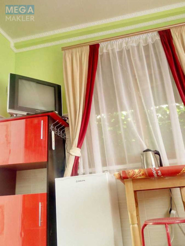 Оренда 1 кімнатної квартири, <a class="location-link" href="/kiev/" title="Недвижимость Київ">Київ</a>, <a class="location-link" href="/kiev/podolskij/" title="Недвижимость Подільський район">Подільський р-н</a>, Сырецкая ул. (изображение 2)