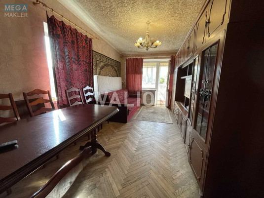 Продаж 4 кімнатної квартири (75/50/8), 5 пов. 5 пов. будинку, <a class="location-link" href="/kiev/" title="Недвижимость Київ">Київ</a>, <a class="location-link" href="/kiev/podolskij/" title="Недвижимость Подільський район">Подільський р-н</a>, Тульчинська вул., 7 (изображение 4)