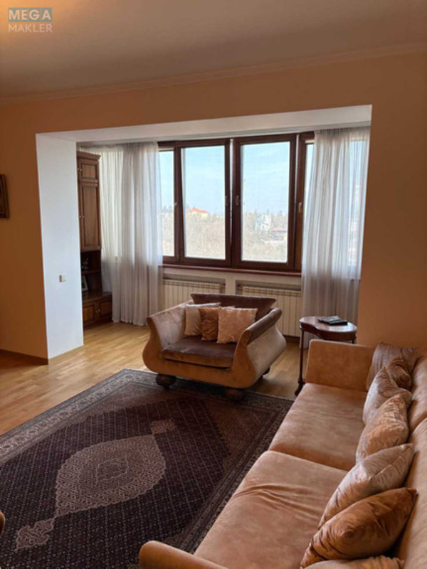 Оренда 2 кімнатної квартири, <a class="location-link" href="/kiev/" title="Недвижимость Київ">Київ</a>, <a class="location-link" href="/kiev/pecherskij/" title="Недвижимость Печерський район">Печерський р-н</a>, Старонаводницкая ул., 8а (изображение 6)