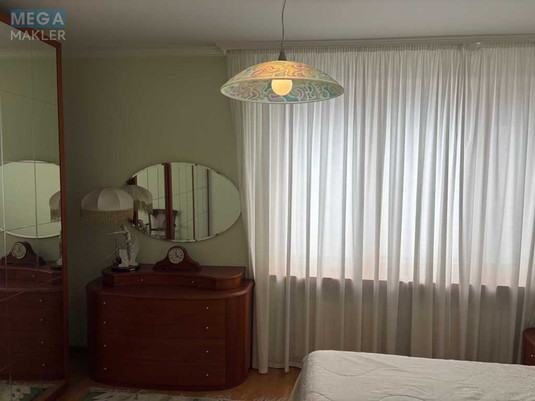 Оренда 2 кімнатної квартири, <a class="location-link" href="/kiev/" title="Недвижимость Київ">Київ</a>, <a class="location-link" href="/kiev/pecherskij/" title="Недвижимость Печерський район">Печерський р-н</a>, Старонаводницкая ул., 8а (изображение 10)