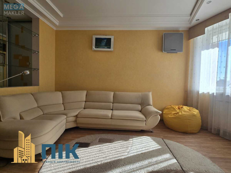 Продаж 2 кімнатної квартири (80/37/14), 7 пов. 8 пов. будинку, <a class="location-link" href="/kiev/" title="Недвижимость Київ">Київ</a>, <a class="location-link" href="/kiev/obolonskij/" title="Недвижимость Оболонський район">Оболонський р-н</a>, Героев Сталинграда просп., 10а (изображение 2)