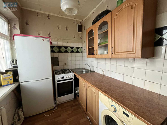 Продаж 2 кімнатної квартири (46/?/6), 5 пов. 5 пов. будинку, <a class="location-link" href="/kiev/" title="Недвижимость Київ">Київ</a>, <a class="location-link" href="/kiev/shevchenkovskij/" title="Недвижимость Шевченківський район">Шевченківський р-н</a>, Салютна вул., 8 (изображение 25)