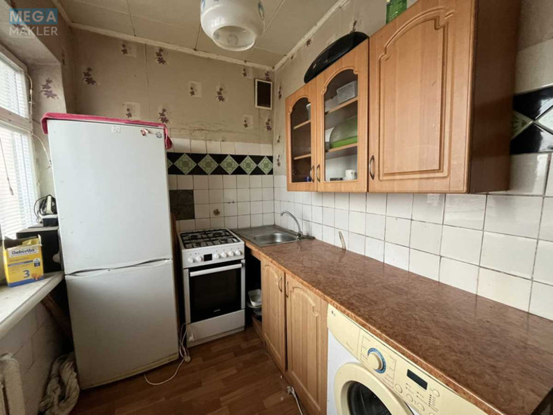 Продаж 2 кімнатної квартири (46/?/6), 5 пов. 5 пов. будинку, <a class="location-link" href="/kiev/" title="Недвижимость Київ">Київ</a>, <a class="location-link" href="/kiev/shevchenkovskij/" title="Недвижимость Шевченківський район">Шевченківський р-н</a>, Салютна вул., 8 (изображение 25)