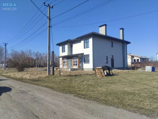 Продаж дома, 3&nbsp;поверху, 350&nbsp;кв.м, 5&nbsp;кімнат, ділянка 18&nbsp;соток, <a class="location-link" href="/pogreby-selo-kv-brovarskij-rajon/" title="Недвижимость Погреби">Погреби</a>, Гайова (изображение 2)