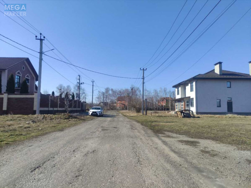 Продаж дома, 3&nbsp;поверху, 350&nbsp;кв.м, 5&nbsp;кімнат, ділянка 18&nbsp;соток, <a class="location-link" href="/pogreby-selo-kv-brovarskij-rajon/" title="Недвижимость Погреби">Погреби</a>, Гайова (изображение 4)