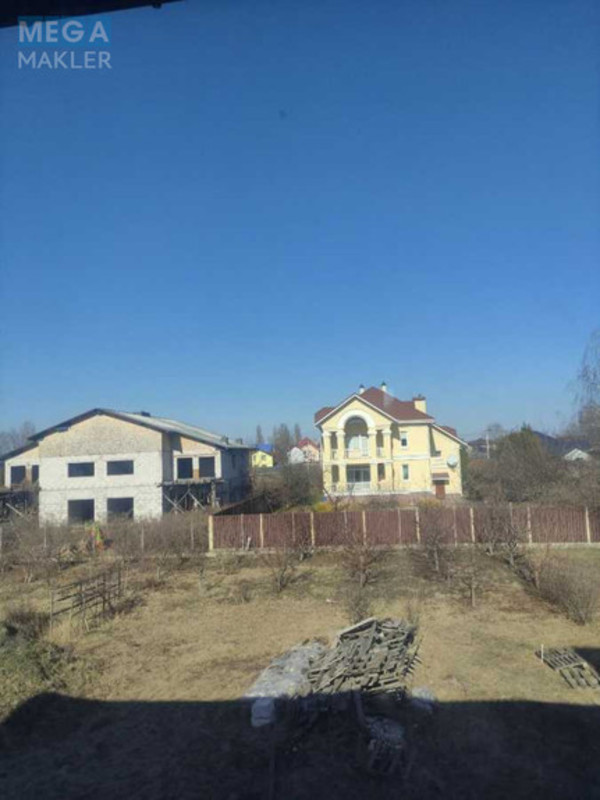 Продаж дома, 3&nbsp;поверху, 350&nbsp;кв.м, 5&nbsp;кімнат, ділянка 18&nbsp;соток, <a class="location-link" href="/pogreby-selo-kv-brovarskij-rajon/" title="Недвижимость Погреби">Погреби</a>, Гайова (изображение 7)