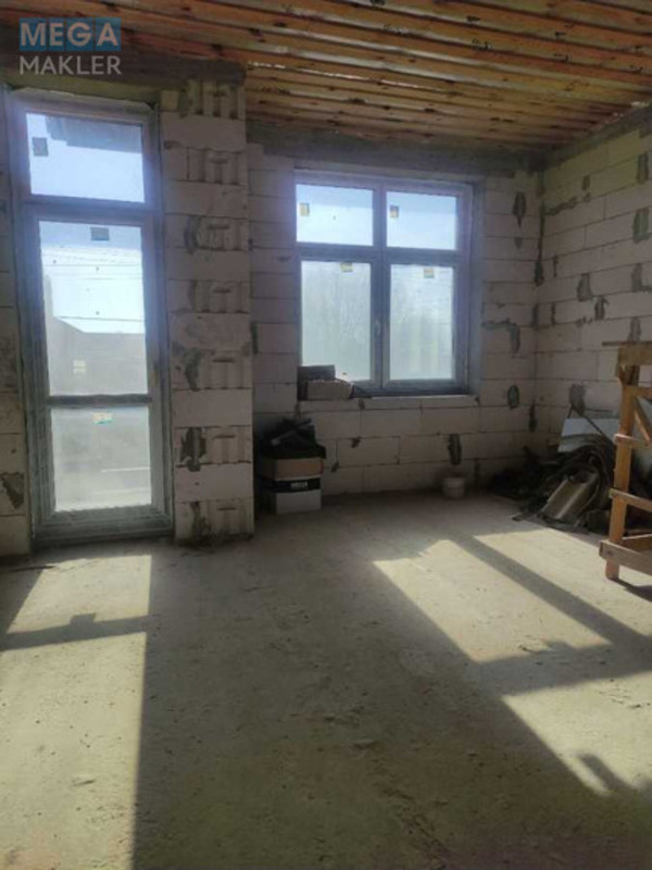 Продаж дома, 3&nbsp;поверху, 350&nbsp;кв.м, 5&nbsp;кімнат, ділянка 18&nbsp;соток, <a class="location-link" href="/pogreby-selo-kv-brovarskij-rajon/" title="Недвижимость Погреби">Погреби</a>, Гайова (изображение 13)