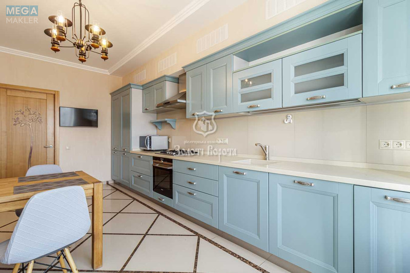 Продаж 3 кімнатної квартири (105/72/15,4), 3 пов. 5 пов. будинку, <a class="location-link" href="/kiev/" title="Недвижимость Київ">Київ</a>, <a class="location-link" href="/kiev/solomenskij/" title="Недвижимость Солом'янський район">Солом'янський р-н</a>, Патріотів вул., 74 (изображение 3)