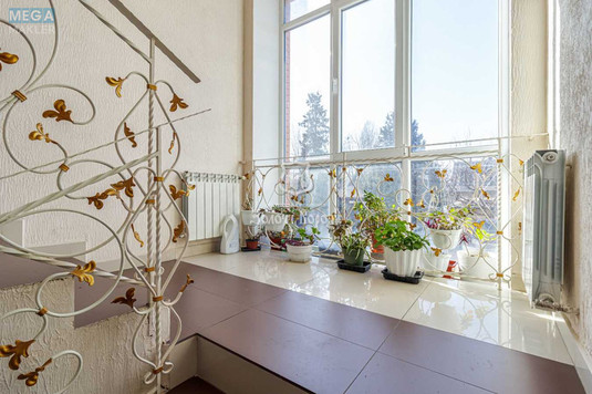 Продаж 3 кімнатної квартири (105/72/15,4), 3 пов. 5 пов. будинку, <a class="location-link" href="/kiev/" title="Недвижимость Київ">Київ</a>, <a class="location-link" href="/kiev/solomenskij/" title="Недвижимость Солом'янський район">Солом'янський р-н</a>, Патріотів вул., 74 (изображение 22)