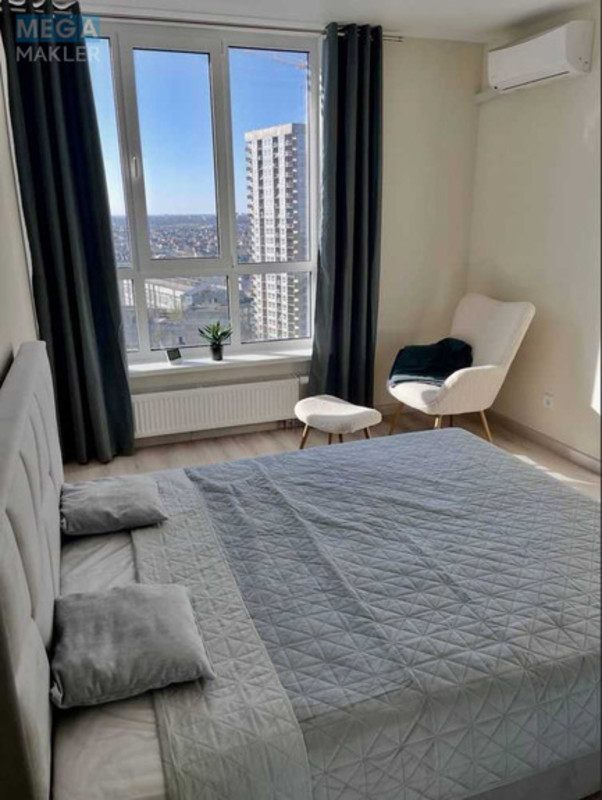 Оренда 1 кімнатної квартири, <a class="location-link" href="/kiev/" title="Недвижимость Київ">Київ</a>, <a class="location-link" href="/kiev/goloseevskij/" title="Недвижимость Голосіївський район">Голосіївський р-н</a>, Академіка Глушкова просп., 42 (изображение 2)