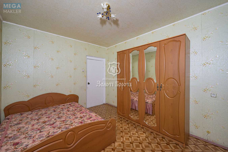 Продаж 3 кімнатної квартири (70,1/38,4/9,4), 7 пов. 9 пов. будинку, <a class="location-link" href="/kiev/" title="Недвижимость Київ">Київ</a>, <a class="location-link" href="/kiev/podolskij/" title="Недвижимость Подільський район">Подільський р-н</a>, Світлицького вул., 28 (изображение 11)