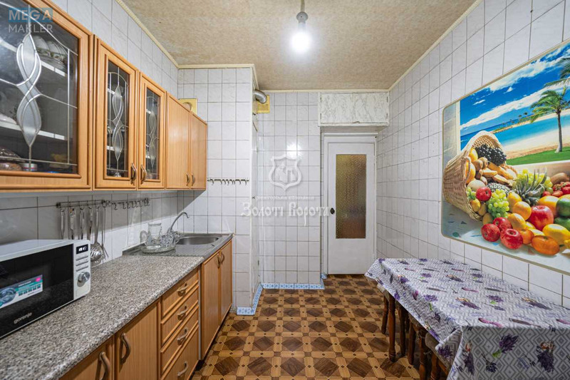 Продаж 3 кімнатної квартири (70,1/38,4/9,4), 7 пов. 9 пов. будинку, <a class="location-link" href="/kiev/" title="Недвижимость Київ">Київ</a>, <a class="location-link" href="/kiev/podolskij/" title="Недвижимость Подільський район">Подільський р-н</a>, Світлицького вул., 28 (изображение 17)