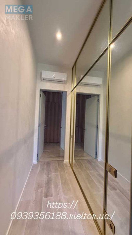 Продаж дома, 1&nbsp; поверх, 180&nbsp;кв.м, 4&nbsp;кімнати, ділянка 12&nbsp;соток, <a class="location-link" href="/vishenki-selo-kv/" title="Недвижимость Вишеньки">Вишеньки</a>, Вишиньковська (изображение 15)