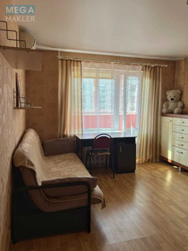 Продаж 1 кімнатної квартири (34/18/7), 3 пов. 9 пов. будинку, <a class="location-link" href="/kiev/" title="Недвижимость Київ">Київ</a>, <a class="location-link" href="/kiev/podolskij/" title="Недвижимость Подільський район">Подільський р-н</a>, Європейського Союзу просп., 64Б (изображение 7)