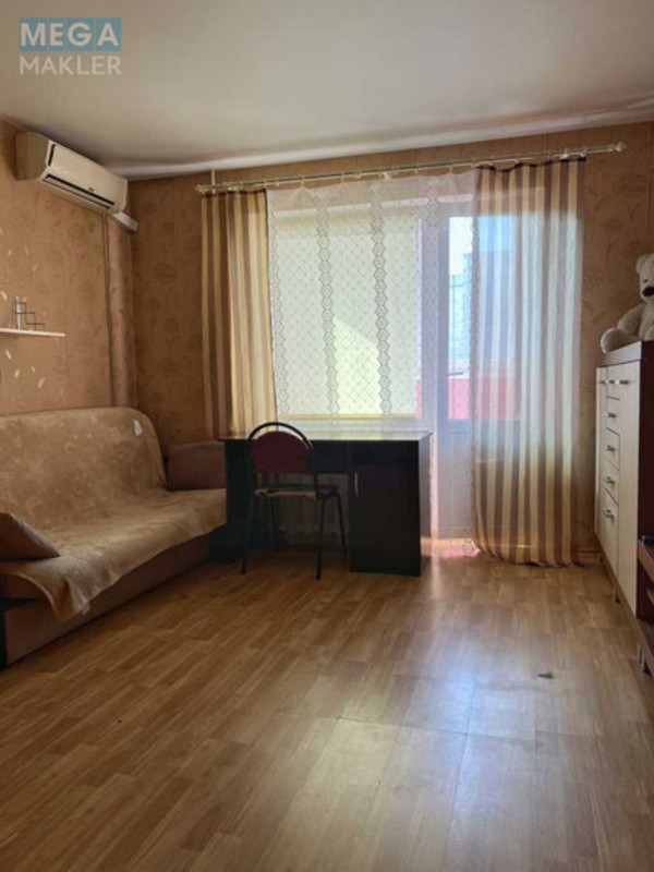 Продаж 1 кімнатної квартири (34/18/7), 3 пов. 9 пов. будинку, <a class="location-link" href="/kiev/" title="Недвижимость Київ">Київ</a>, <a class="location-link" href="/kiev/podolskij/" title="Недвижимость Подільський район">Подільський р-н</a>, Європейського Союзу просп., 64Б (изображение 9)