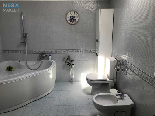 Продаж дома, 2&nbsp;поверху, 265,40&nbsp;кв.м, 5&nbsp;кімнат, ділянка 7,60&nbsp;соток, <a class="location-link" href="/petropavlovskaya-borshagovka/" title="Недвижимость Петропавлівська Борщагівка">Петропавлівська Борщагівка</a>, Лісова (изображение 20)