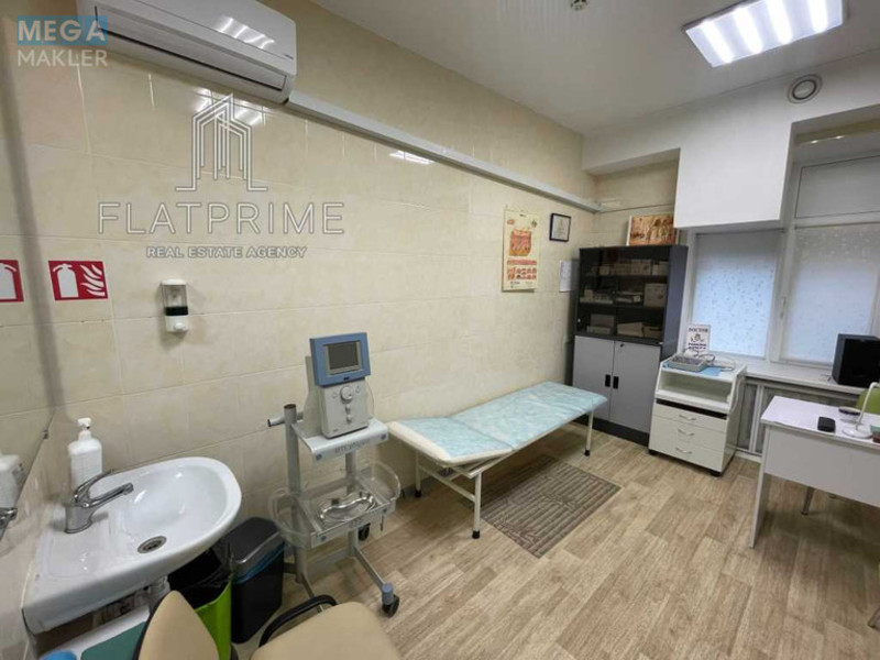 Продаж комерційної нерухомості, 350&nbsp;кв.м, <a class="location-link" href="/kiev/" title="Недвижимость Київ">Київ</a>, <a class="location-link" href="/kiev/shevchenkovskij/" title="Недвижимость Шевченківський район">Шевченківський р-н</a>, Владимира Винниченко ул., 14 (изображение 16)