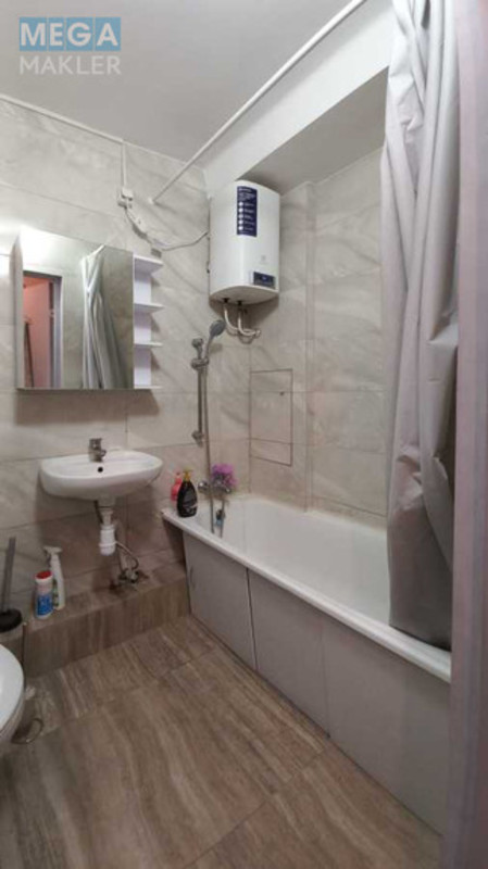 Оренда 1 кімнатної квартири, <a class="location-link" href="/kiev/" title="Недвижимость Київ">Київ</a>, <a class="location-link" href="/kiev/pecherskij/" title="Недвижимость Печерський район">Печерський р-н</a>, Большая Васильковская ул., 129 (изображение 7)