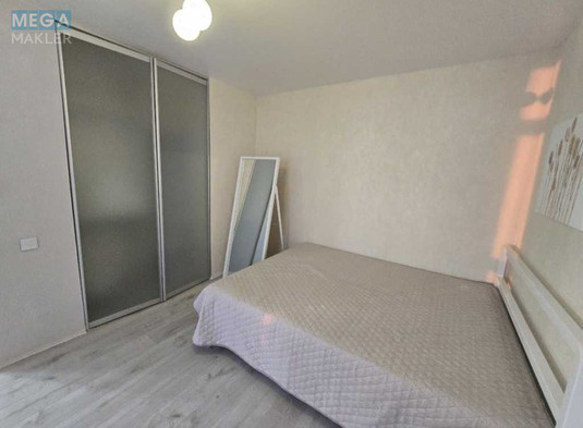 Продаж 1 кімнатної квартири (42/15/18), 8 пов. 17 пов. будинку, <a class="location-link" href="/kiev/" title="Недвижимость Київ">Київ</a>, <a class="location-link" href="/kiev/goloseevskij/" title="Недвижимость Голосіївський район">Голосіївський р-н</a>, Академика Заболотного ул., 148В (изображение 7)