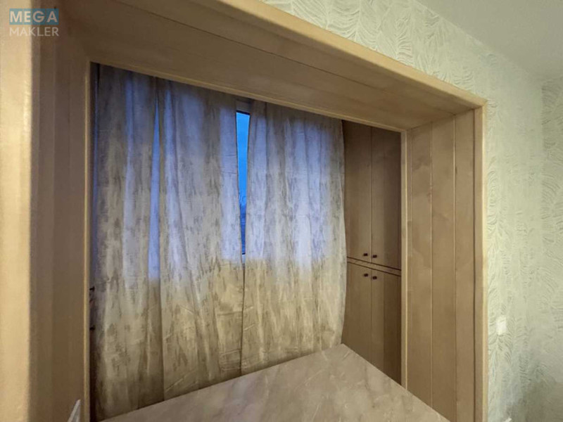 Оренда 1 кімнатної квартири, <a class="location-link" href="/kiev/" title="Недвижимость Київ">Київ</a>, <a class="location-link" href="/kiev/svyatoshinskij/" title="Недвижимость Святошинський район">Святошинський р-н</a>, Жолудева ул., 1Г (изображение 12)