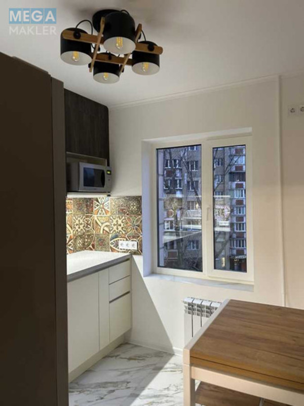 Оренда 1 кімнатної квартири, <a class="location-link" href="/kiev/" title="Недвижимость Київ">Київ</a>, <a class="location-link" href="/kiev/svyatoshinskij/" title="Недвижимость Святошинський район">Святошинський р-н</a>, Жолудева ул., 1Г (изображение 13)