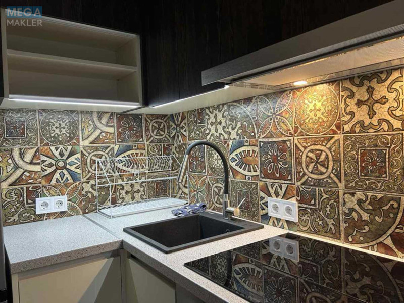 Оренда 1 кімнатної квартири, <a class="location-link" href="/kiev/" title="Недвижимость Київ">Київ</a>, <a class="location-link" href="/kiev/svyatoshinskij/" title="Недвижимость Святошинський район">Святошинський р-н</a>, Жолудева ул., 1Г (изображение 14)