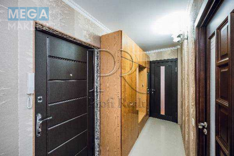 Продаж 2 кімнатної квартири (45/28/8), 8 пов. 16 пов. будинку, <a class="location-link" href="/kiev/" title="Недвижимость Київ">Київ</a>, <a class="location-link" href="/kiev/goloseevskij/" title="Недвижимость Голосіївський район">Голосіївський р-н</a>, Глушкова Академіка проспект, 18 (изображение 10)