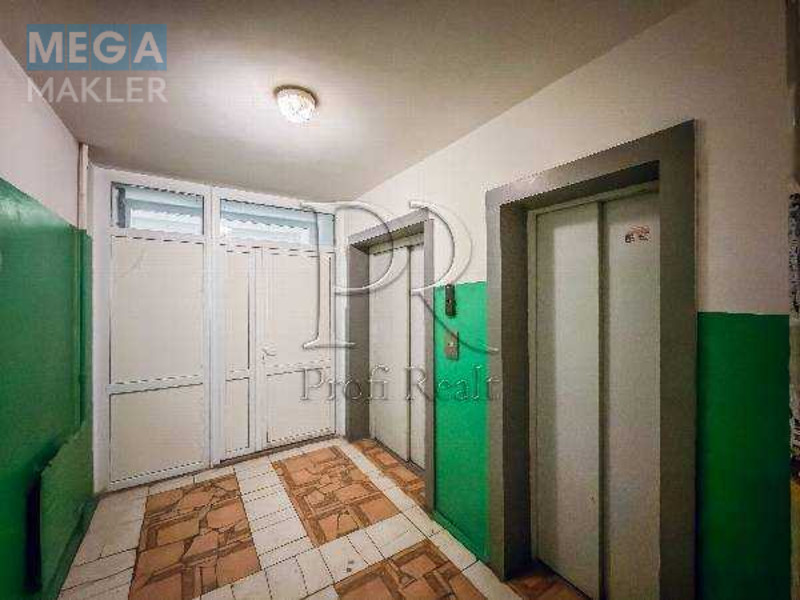 Продаж 2 кімнатної квартири (45/28/8), 8 пов. 16 пов. будинку, <a class="location-link" href="/kiev/" title="Недвижимость Київ">Київ</a>, <a class="location-link" href="/kiev/goloseevskij/" title="Недвижимость Голосіївський район">Голосіївський р-н</a>, Глушкова Академіка проспект, 18 (изображение 14)