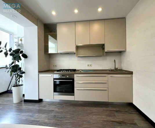 Продаж 2 кімнатної квартири (63/34/15), 7 пов. 10 пов. будинку, <a class="location-link" href="/sofievskaya-borshagovka/" title="Недвижимость Софіївська Борщагівка">Софіївська Борщагівка</a>, Яблунева, 13 (изображение 3)