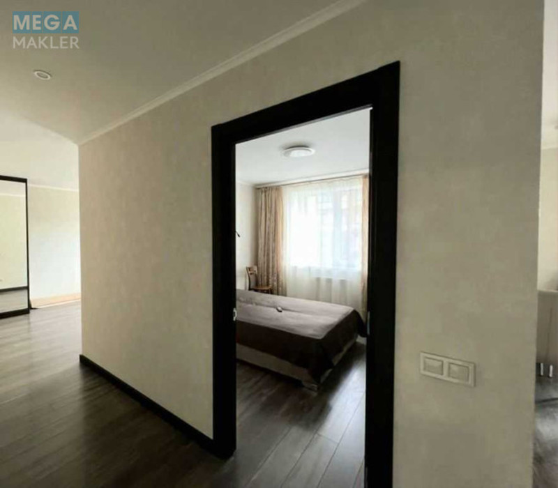 Продаж 2 кімнатної квартири (63/34/15), 7 пов. 10 пов. будинку, <a class="location-link" href="/sofievskaya-borshagovka/" title="Недвижимость Софіївська Борщагівка">Софіївська Борщагівка</a>, Яблунева, 13 (изображение 11)