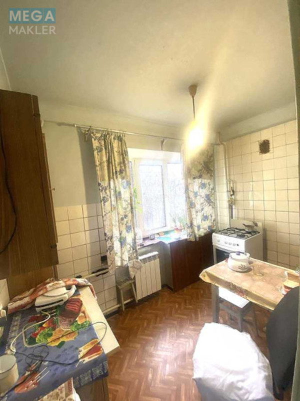 Продаж 2 кімнатної квартири (44/28/6), 3 пов. 9 пов. будинку, <a class="location-link" href="/kiev/" title="Недвижимость Київ">Київ</a>, <a class="location-link" href="/kiev/shevchenkovskij/" title="Недвижимость Шевченківський район">Шевченківський р-н</a>, Дегтяревская ул., 58 (изображение 7)