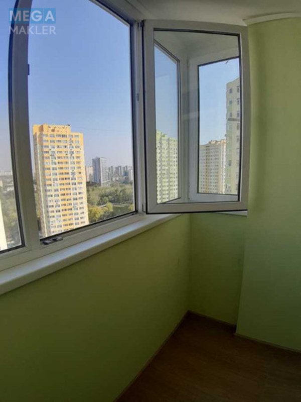 Оренда 1 кімнатної квартири, <a class="location-link" href="/kiev/" title="Недвижимость Київ">Київ</a>, <a class="location-link" href="/kiev/dneprovskij/" title="Недвижимость Дніпровський район">Дніпровський р-н</a>, Воскресенская ул., 16А (изображение 5)