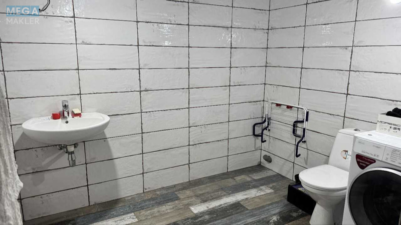 Продаж 3 кімнатної квартири (123/45/30), 15 пов. 16 пов. будинку, <a class="location-link" href="/ukrainka/" title="Недвижимость Українка">Українка</a>, Будівельників, 14в (изображение 17)