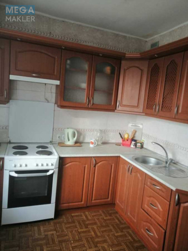 Оренда 1 кімнатної квартири, <a class="location-link" href="/kiev/" title="Недвижимость Київ">Київ</a>, <a class="location-link" href="/kiev/darnickij/" title="Недвижимость Дарницький район">Дарницький р-н</a>, Ревуцкого ул., 11а (изображение 2)