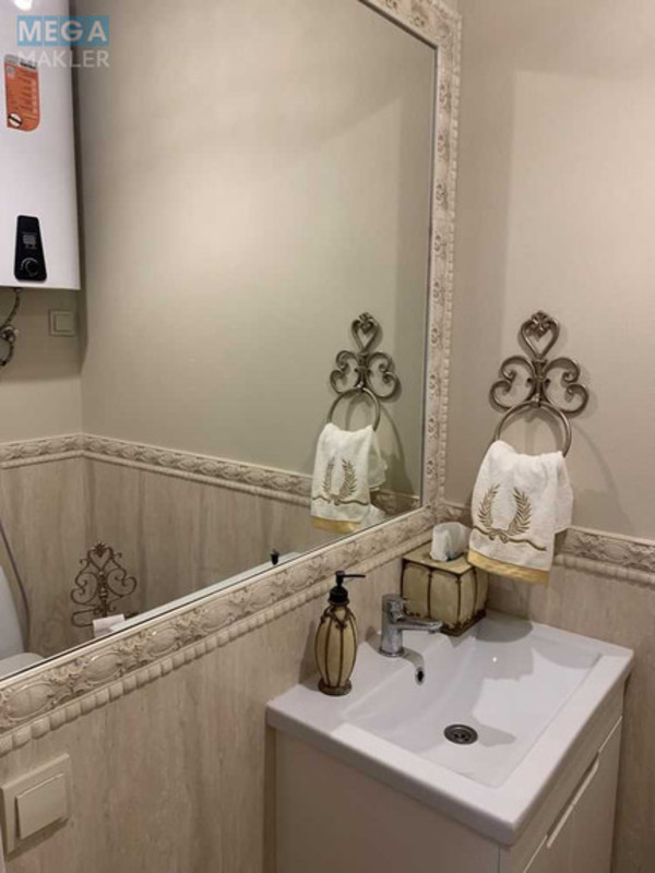 Оренда 3 кімнатної квартири, <a class="location-link" href="/kiev/" title="Недвижимость Київ">Київ</a>, <a class="location-link" href="/kiev/goloseevskij/" title="Недвижимость Голосіївський район">Голосіївський р-н</a>, Михайла Ломоносова вул., 58 (изображение 11)