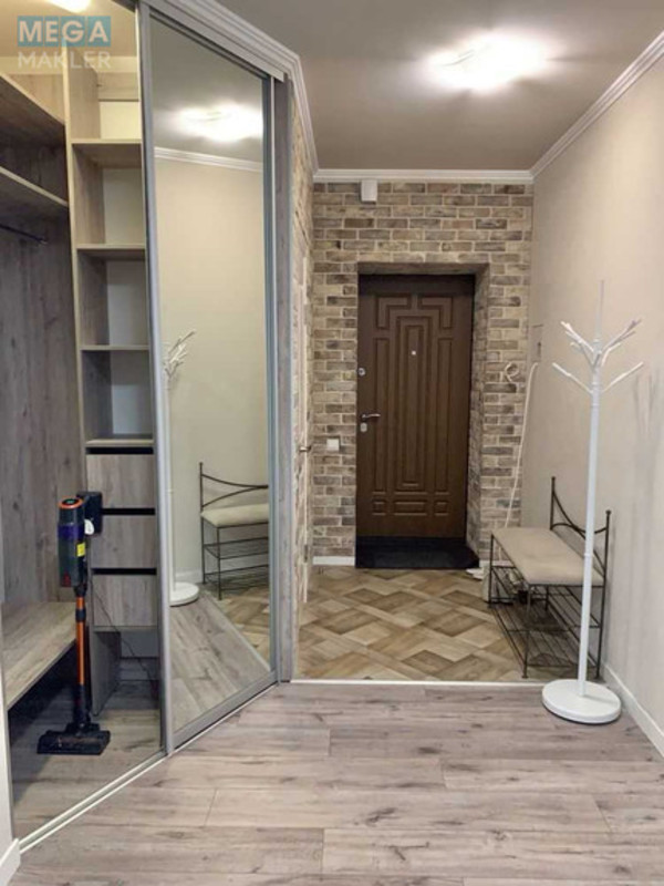 Оренда 3 кімнатної квартири, <a class="location-link" href="/kiev/" title="Недвижимость Київ">Київ</a>, <a class="location-link" href="/kiev/goloseevskij/" title="Недвижимость Голосіївський район">Голосіївський р-н</a>, Михайла Ломоносова вул., 58 (изображение 16)