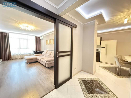 Продаж 2 кімнатної квартири (87,9/37/15,5), 16 пов. 25 пов. будинку, <a class="location-link" href="/kiev/" title="Недвижимость Київ">Київ</a>, <a class="location-link" href="/kiev/solomenskij/" title="Недвижимость Солом'янський район">Солом'янський р-н</a>, Лобановского просп., 4г (изображение 6)